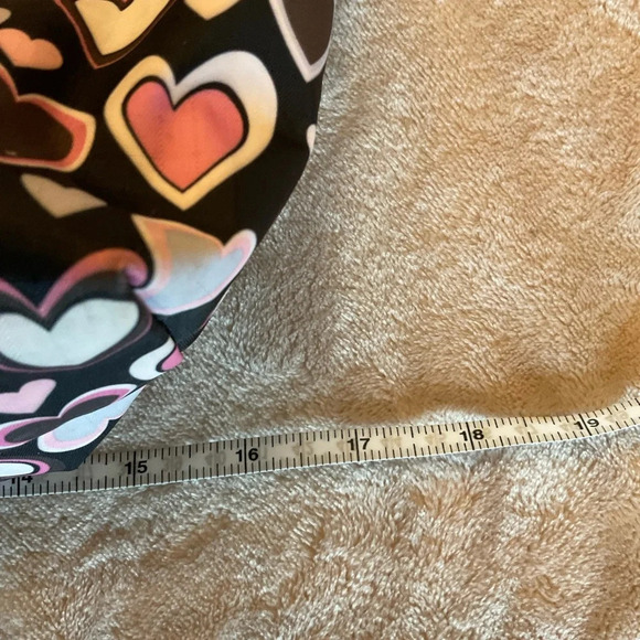 LeSportSac Hearts Print Reversible Tote - Picture 8 of 11